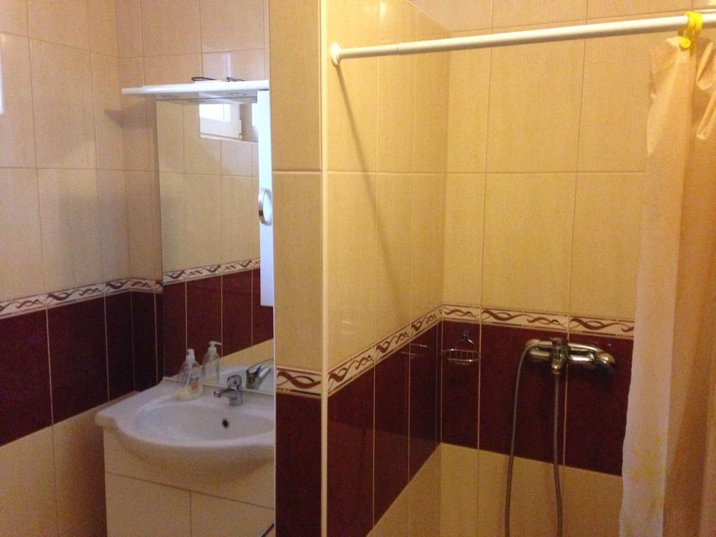Szeman Kis Apartmanok هاركاني المظهر الخارجي الصورة